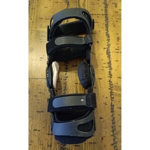 Breg Fusion OA Knee Brace Right Leg Size 20 Small  a5